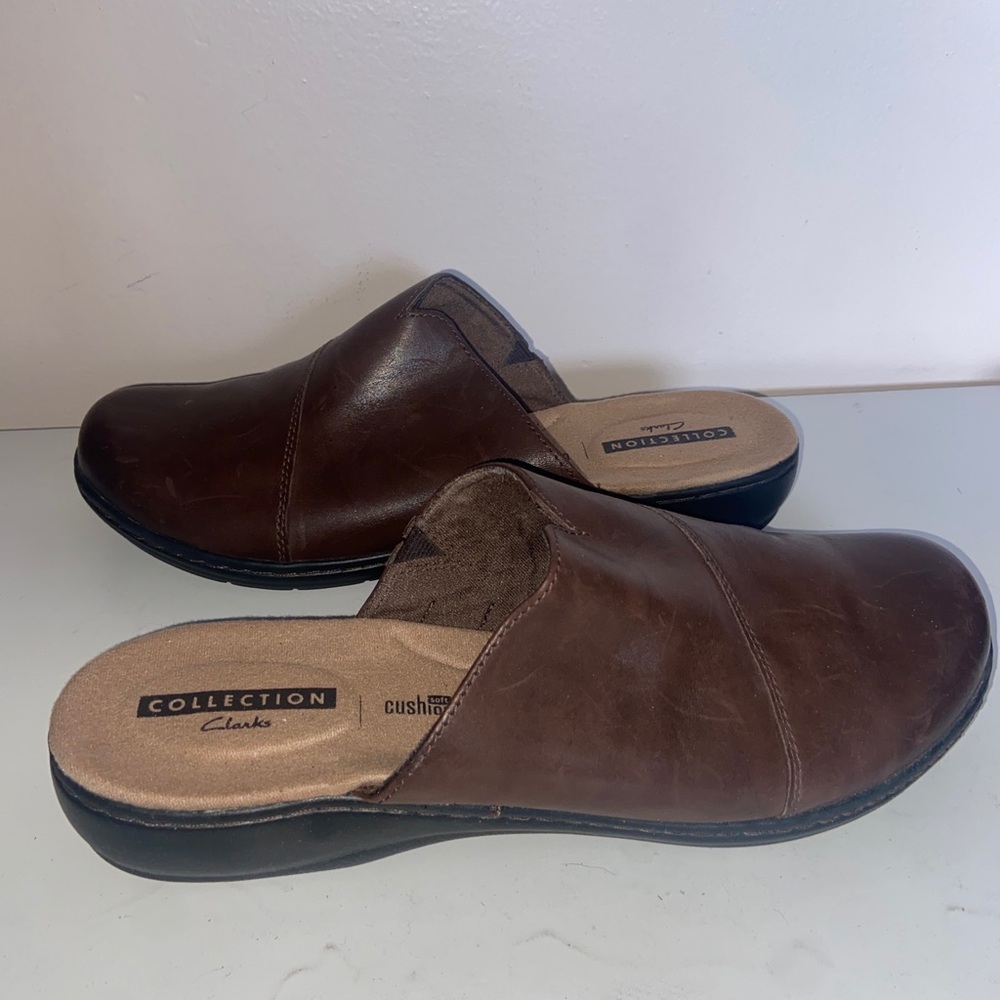 Clarks Collection Soft Cushion Brown Leather Shoes Mules Women's Size 10M